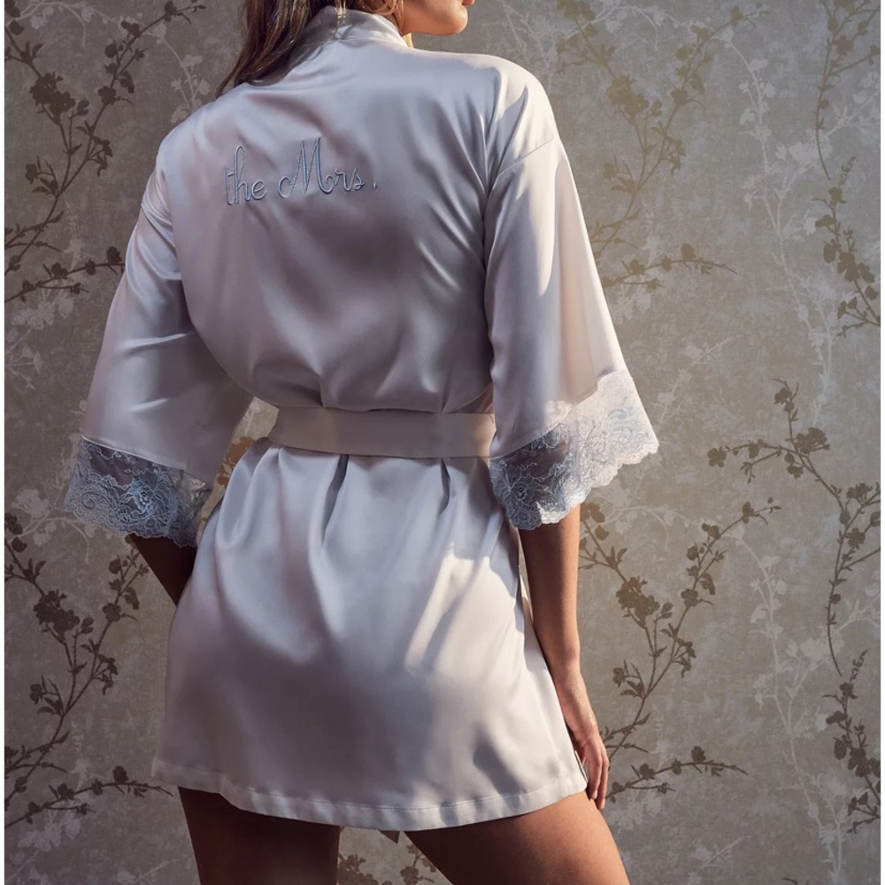 “The Mrs” Bridal Robe and Slip